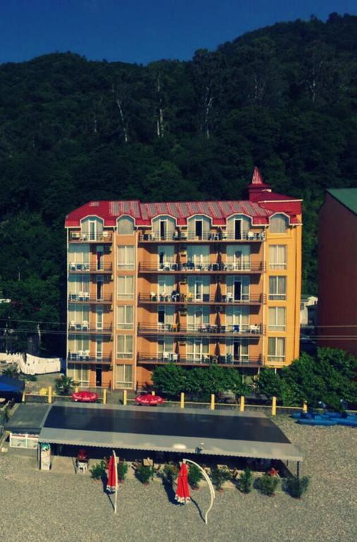 Hotel Lazuri In Kvariati Exterior photo
